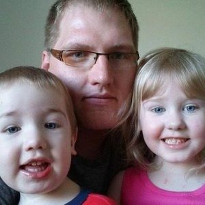 Meet your Posher, Jonathan